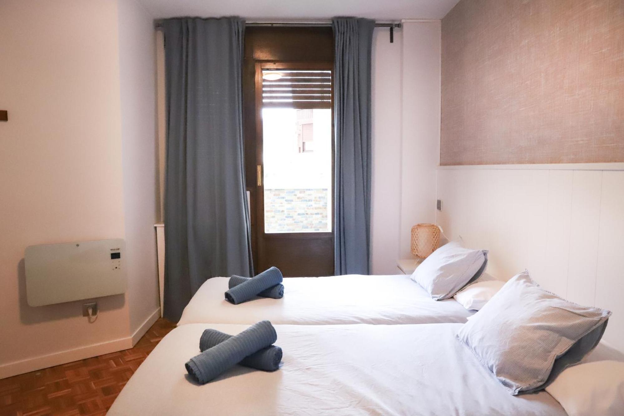 Casa Aspe Jaca Apartment Ngoại thất bức ảnh
